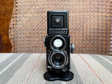 Nieuwstaat Mint Rollei Baby Rolleiflex Black 4x4 Film Camera beschikbaar voor biedingen
