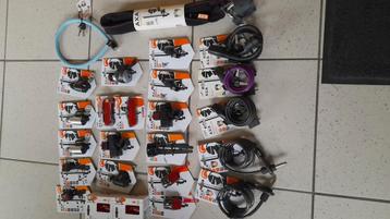 verlichting en sloten axa beschikbaar voor biedingen