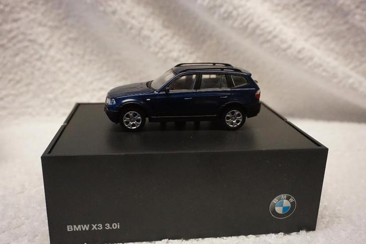 BMW X3 3.0i Mystic blauw 2004 1:43 KYOSHO 80420300729, Hobby en Vrije tijd, Modelauto's | 1:43, Gebruikt, Auto, Kyosho, Ophalen of Verzenden