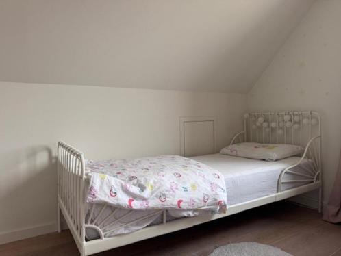 1 persoonsbed inclusief matras, lattenbodem & beddengoed, Kinderen en Baby's, Kinderkamer | Bedden, Zo goed als nieuw, 180 cm of meer
