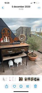 Oude ijzer decoratie tafel., Ophalen of Verzenden, Zo goed als nieuw