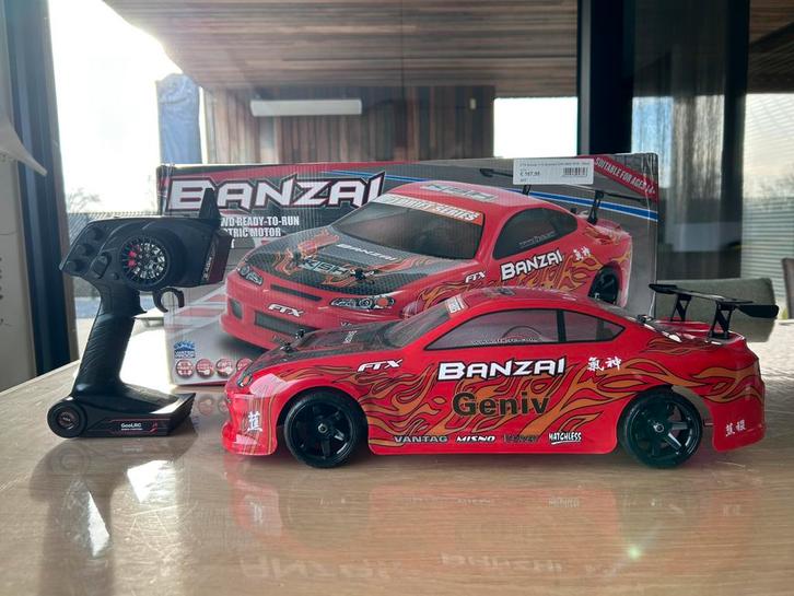 FTX Banzai Drift RC auto, Hobby en Vrije tijd, Modelbouw | Radiografisch | Auto's, Zo goed als nieuw, Auto onroad, Elektro, Schaal 1:10