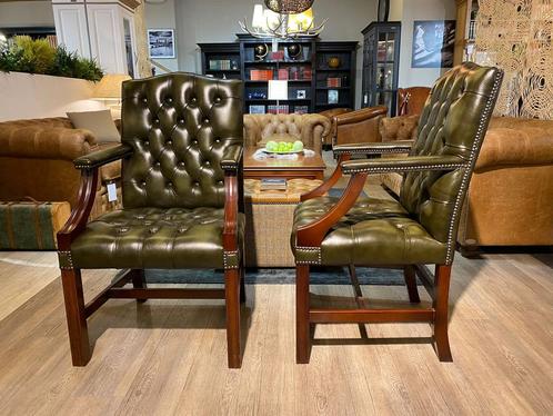 2x originele chesterfield fauteuils stoelen groen Nieuwstaat, Antiek en Kunst, Antiek | Meubels | Stoelen en Sofa's, Ophalen of Verzenden