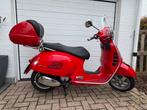 Vespa gts 125ie, Fietsen en Brommers, Ophalen, 125 cc, Zo goed als nieuw, Benzine