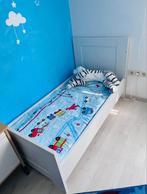 Kinderkamer: bed + kast + tapijt + commode, Kinderen en Baby's, Kinderkamer | Complete kinderkamers, Ophalen, Zo goed als nieuw