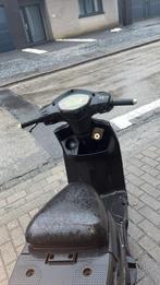 Scooter electrique echange possible, Fietsen en Brommers, Scooters | Peugeot, Ophalen, Zo goed als nieuw, Elektrisch