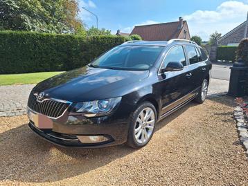 Skoda Superb Combi 2015 beschikbaar voor biedingen