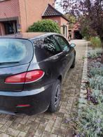 Alfa Romeo 147 bouwjaar 2007 ongevalwagen, Auto's, Particulier, Te koop, Benzine