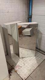 Twee badkamer kastjes, Enlèvement, Utilisé