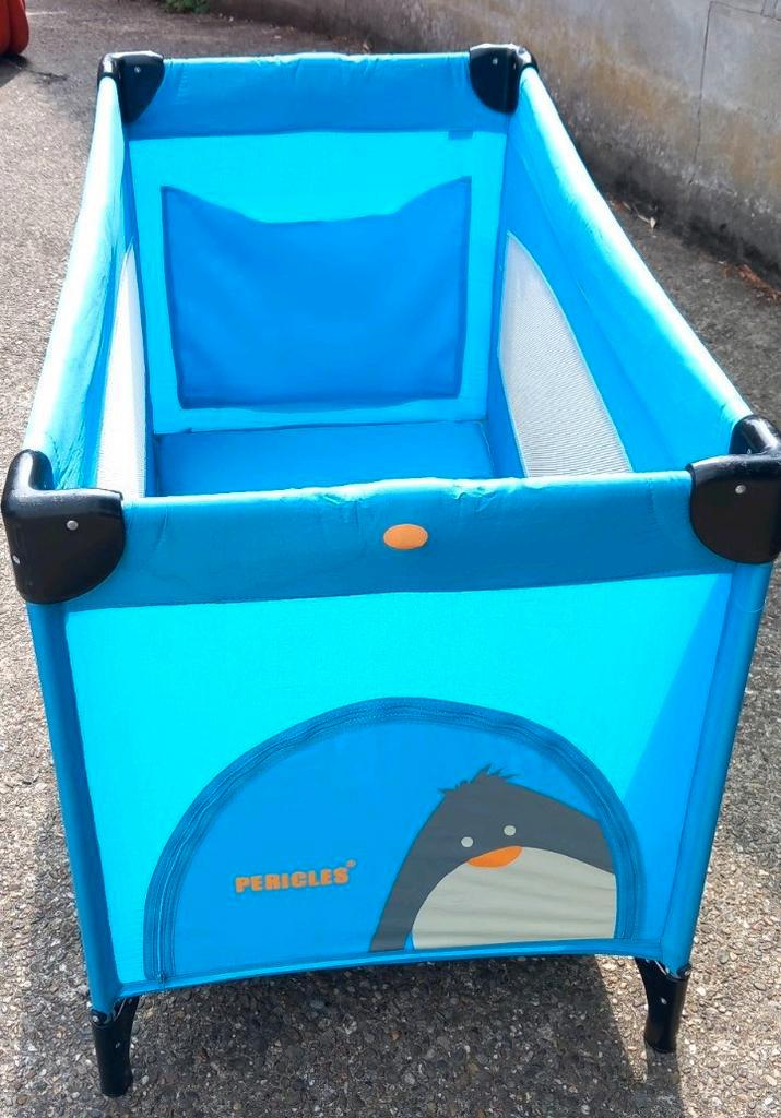 blauw pericles opklapbed met transparant gedeelte, Kinderen en Baby's, Babywiegjes en Ledikanten, Gebruikt, Ledikant, Ophalen of Verzenden