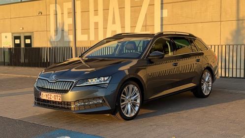 Skoda Superb Combi Hybrid - ideale full option gezinswagen!, Auto's, Skoda, Particulier, Superb, 360° camera, ABS, Achteruitrijcamera