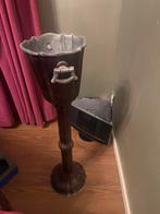 Champagne of wijn emmer op voet, Enlèvement