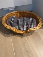 Rieten kattenmandje met kussentje, Dieren en Toebehoren, Ophalen of Verzenden, Gebruikt, Riet