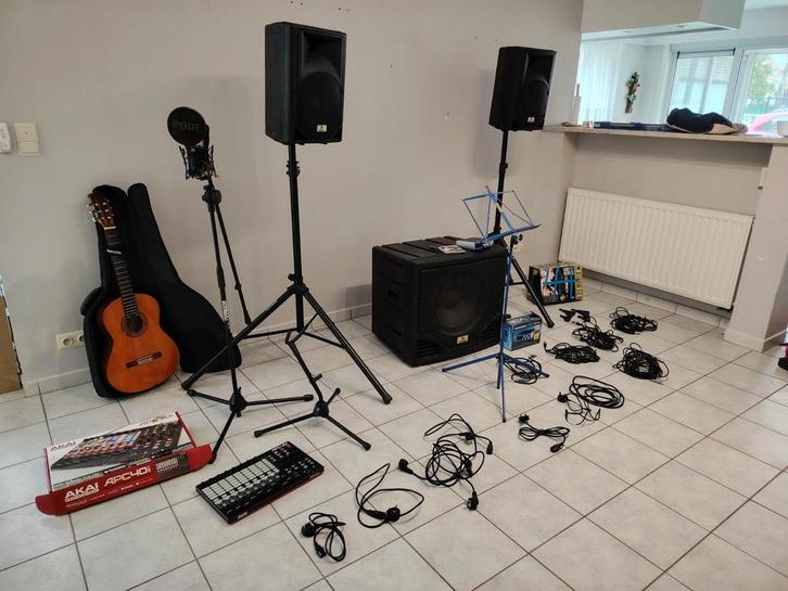 Complete Muziekstudio Set - PA Systeem, Microfoon, MIDI...., Audio, Tv en Foto, Luidsprekerboxen, Zo goed als nieuw, Subwoofer