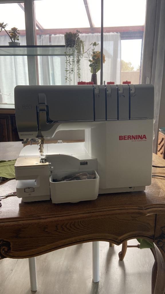 Bernina L850 overlock NIEUW, Hobby en Vrije tijd, Naaimachines en Toebehoren, Nieuw, Lockmachine, Bernina, Ophalen