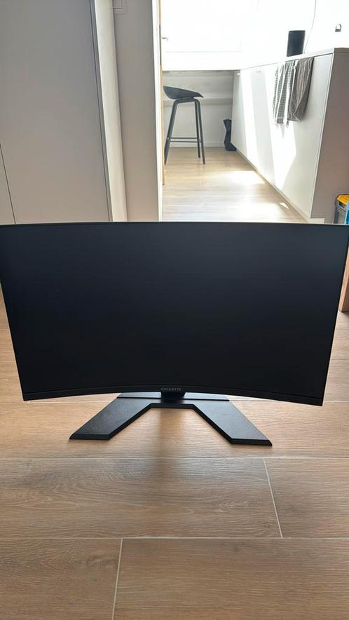 Gigabyte M32QC, Computers en Software, Monitoren, Zo goed als nieuw, 151 t/m 200 Hz, DisplayPort, HDMI, USB-C, Gaming, Hoofdtelefoonaansluiting