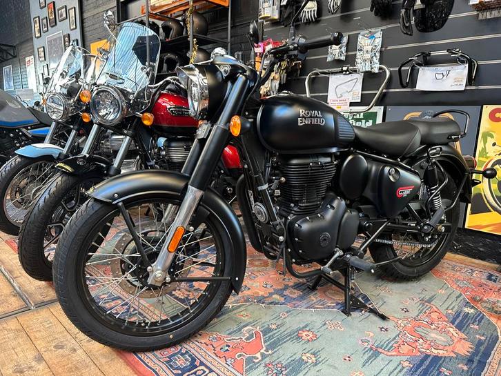 Royal Enfield Classic 350 zwart gloednieuwe speciale prijs, Motoren, Motoren | Royal Enfield, Bedrijf, Chopper, 12 t/m 35 kW, Minimaal motorrijbewijs A2