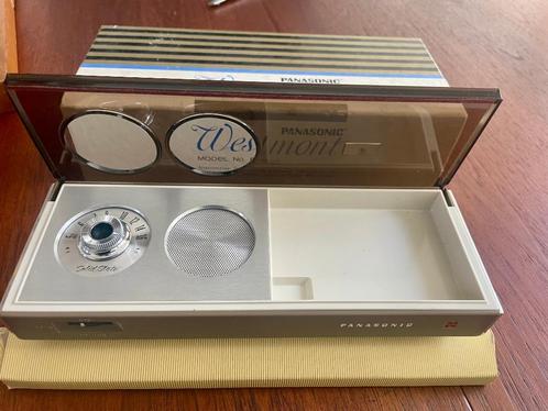 vintage draagbare radio, Audio, Tv en Foto, Radio's, Zo goed als nieuw, Radio, Ophalen
