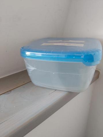 4 récipients pour aliments frais (capacité de 2,5 litres, bo, Enlèvement, Comme neuf