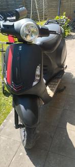 scooter gts tocsana A klasse, Fietsen en Brommers, Ophalen, Zo goed als nieuw