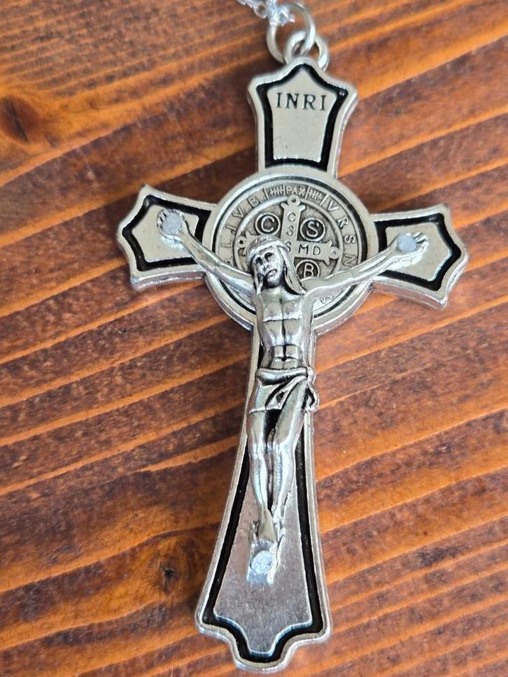 Nieuw massief in metaal Kristus kruis, Handtassen en Accessoires, Kettinghangers, Nieuw, Kruis of Symbool, Ophalen of Verzenden