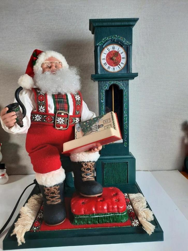 Père Noël très mignon avec horloge et lecteur de cassettes, Divers, Noël, Comme neuf, Enlèvement ou Envoi
