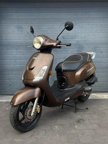 Sym Fiddle2 | A klasse | Onderhouden | Copper Brown Metallic beschikbaar voor biedingen