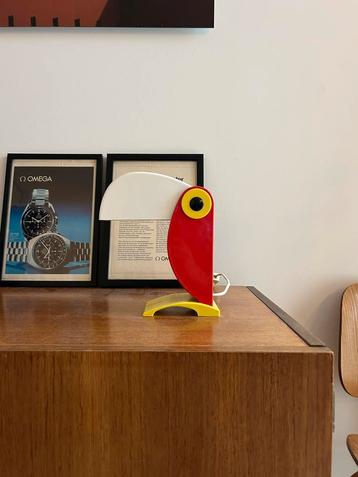 Vintage Old Timer Ferrari Toucan lamp beschikbaar voor biedingen