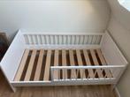 Kinderbed met hekje, Kinderen en Baby's, Ophalen of Verzenden, Gebruikt, Matras