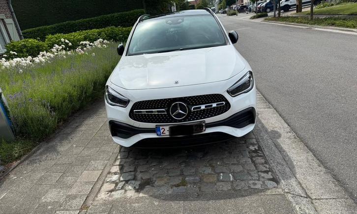 Hallo, ik verkoop mijn Mercedes, Auto's, Mercedes-Benz, Bedrijf, GLA, 360° camera, ABS, Achteruitrijcamera, Adaptieve lichten