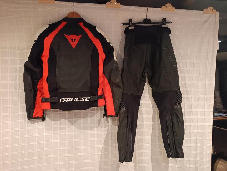 Equipement Moto femme Dainese Racing 3 Lady-Etat quasi neuf, Motos, Vêtements | Vêtements de moto, Combinaison, Femmes, Seconde main