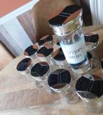 pot en verre x 16 - épices  - rangement  - cuisine - étagère, Gebruikt, Ophalen of Verzenden, Glas, Kom(men)