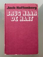 Boek “Brug naar de haat”, Enlèvement, Comme neuf