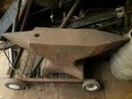 300 kg smid-aambeeld, Doe-het-zelf en Bouw, Ophalen, Zo goed als nieuw, IJzer