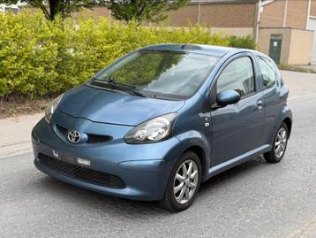 Toyota aygo 1.0 benzine / gekeurd  beschikbaar voor biedingen