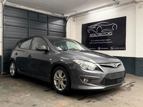 Hyundai i30 Blue Classic 1.4 Benzine 126.000 KM 2010, Auto's, Hyundai, Bedrijf, Te koop, i30, Airbags, Airconditioning, Boordcomputer