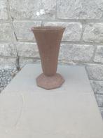 Mooie oude gietijzeren vaas / hoogte: 25 cm, Tuin en Terras, Ophalen of Verzenden