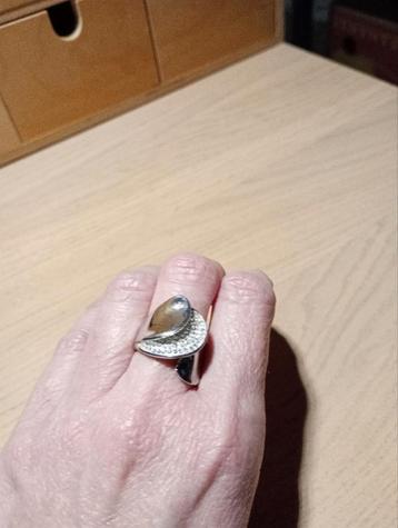 Ring Victoria Jewelry  beschikbaar voor biedingen