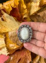 Broche avec pierre de lune, Enlèvement ou Envoi, Comme neuf