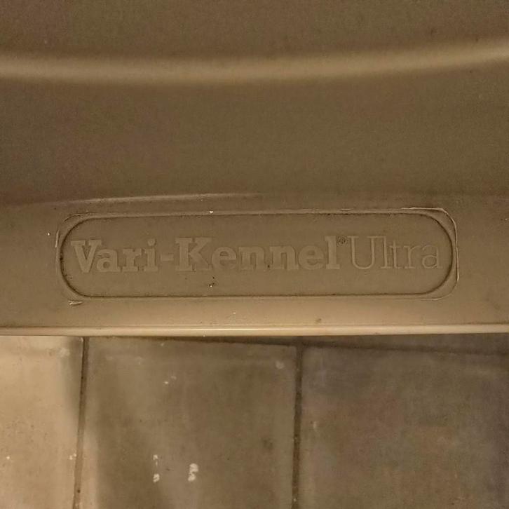 Cage pour chien IATA, Dieren en Toebehoren, Hondenbenches, Ophalen