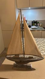 Zeilboot in hout, Hobby en Vrije tijd, Modelbouw | Boten en Schepen, Ophalen, Zo goed als nieuw