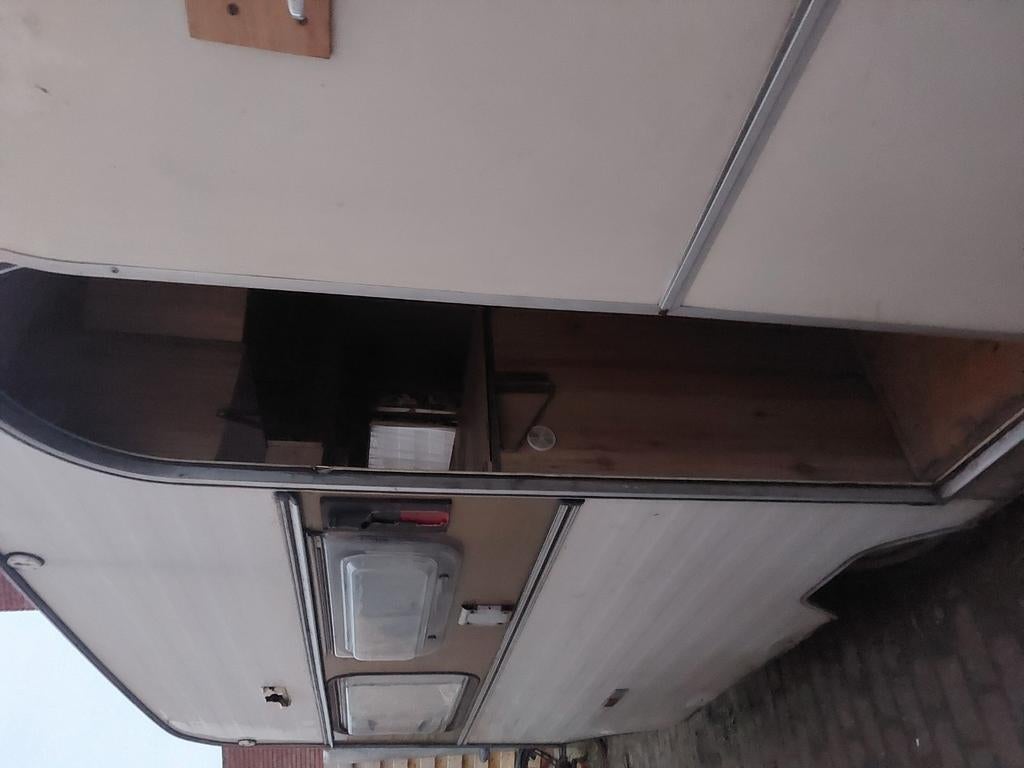 Caravan 100€ = meepakken, Caravans en Kamperen, Particulier