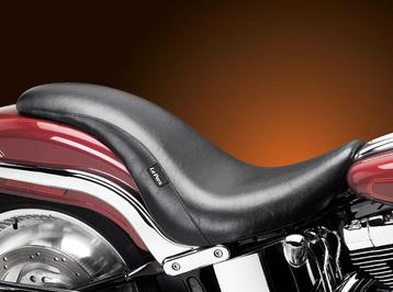 King Cobra 2-up zadel 2000-2007 FXSTD Softail Deuce beschikbaar voor biedingen