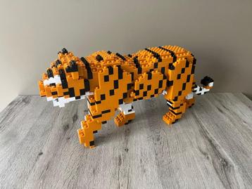 Tijger uit bouwblokken (Jekca) beschikbaar voor biedingen