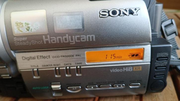 Sony tr 3200e vintage camera, Audio, Tv en Foto, Videocamera's Analoog, Camera, Hi 8, Ophalen of Verzenden
