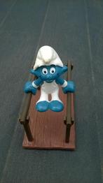 Supersmurf turner op rekstok 4.0509, Ophalen of Verzenden, Gebruikt, Overige Smurfen, Poppetje, Figuurtje of Knuffel