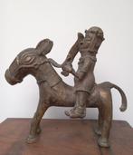 Cavalier en bronze originaire du royaume du Bénin, Verzenden
