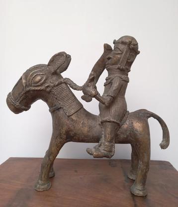 Cavalier en bronze originaire du royaume du Bénin beschikbaar voor biedingen