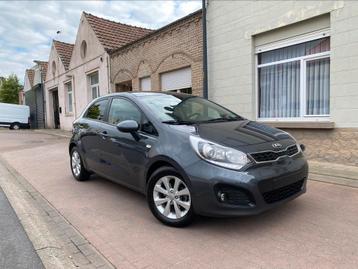 Kia Rio 1.2i Benzine / 2014 / 87000.km / Gps / Airco /  beschikbaar voor biedingen