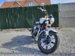 Royal Enfield Super Meteor 650 gris interstellaire, Entreprise, 2 cylindres, 650 cm³, 12 à 35 kW